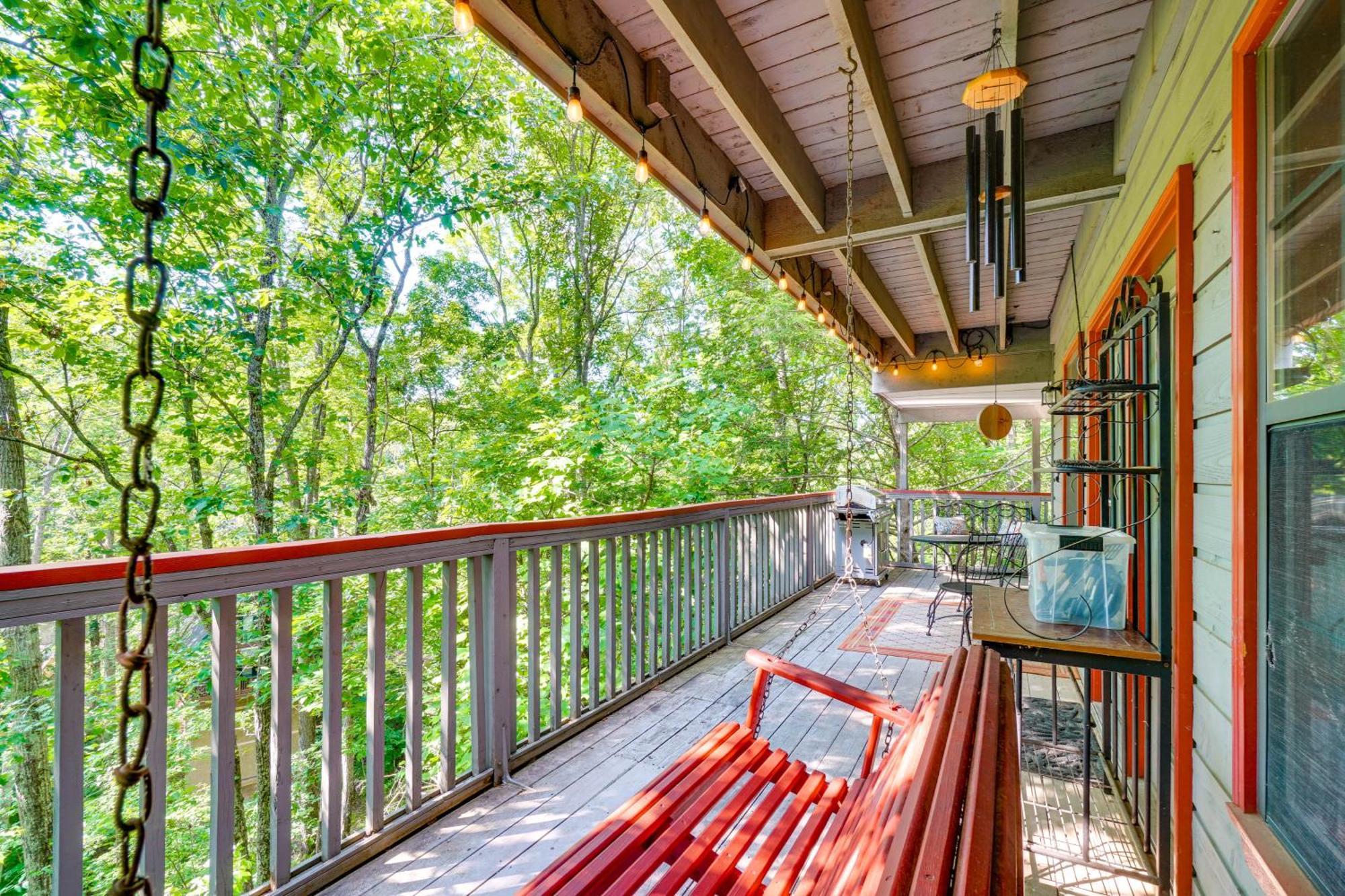Smoky Mountain Cabin With Deck And Hot Tub! Pigeon Forge Dış mekan fotoğraf